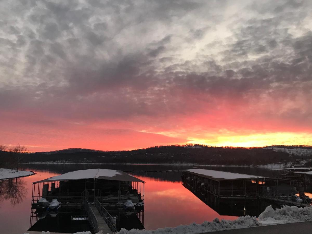Lakefront And Lake View Indian Point Condo With Boat Slip 布蘭森 外观 照片