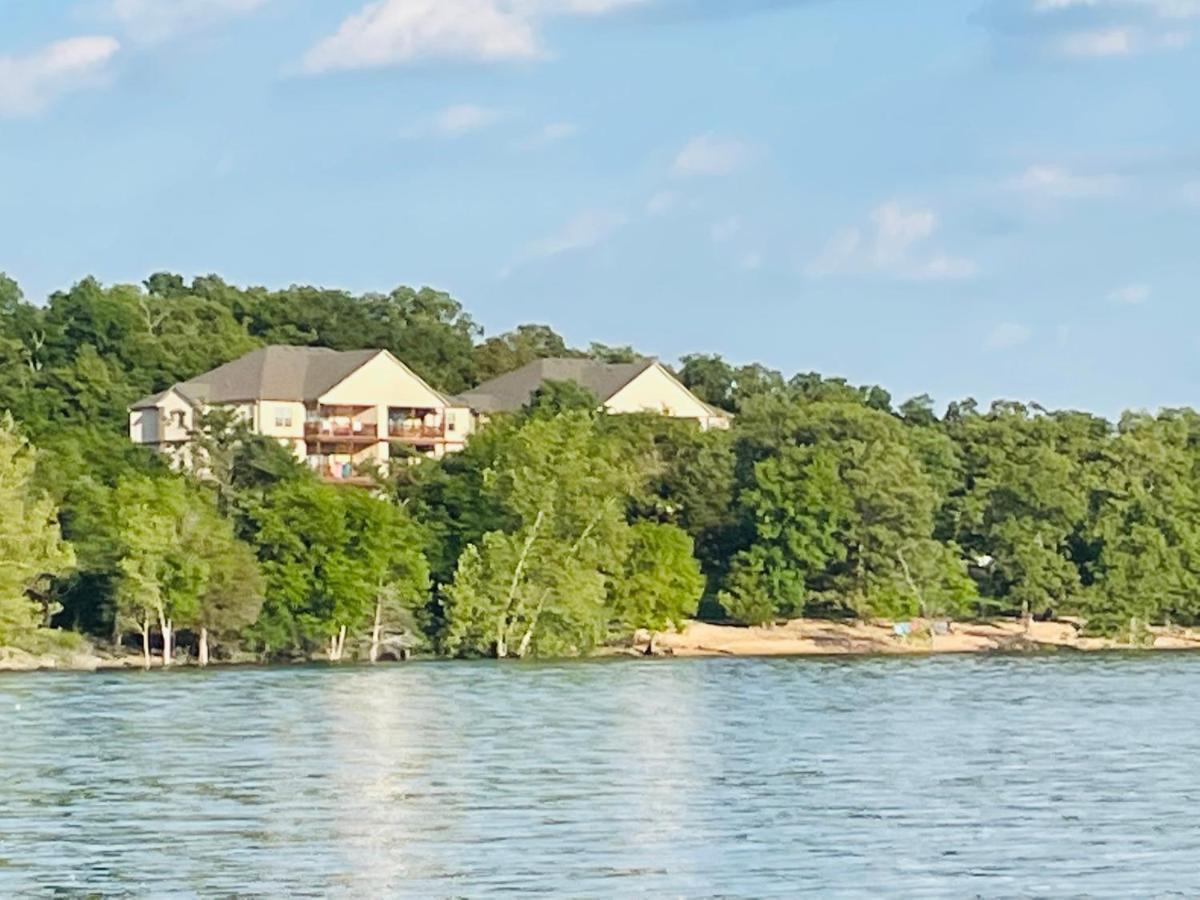 Lakefront And Lake View Indian Point Condo With Boat Slip 布蘭森 外观 照片