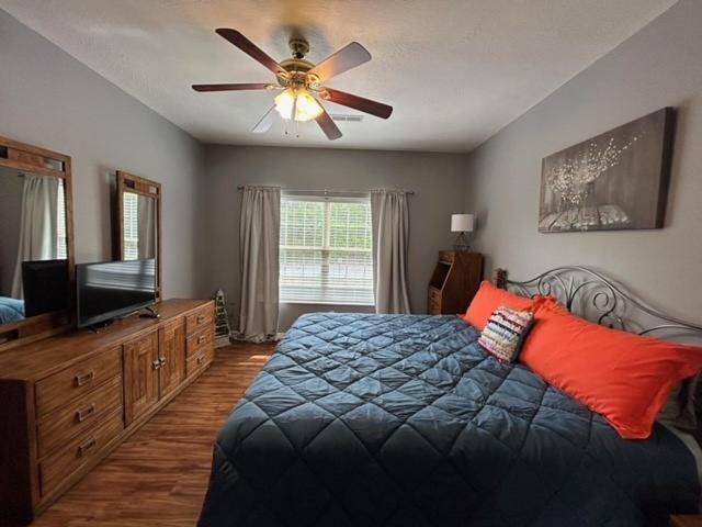 Lakefront And Lake View Indian Point Condo With Boat Slip 布蘭森 外观 照片