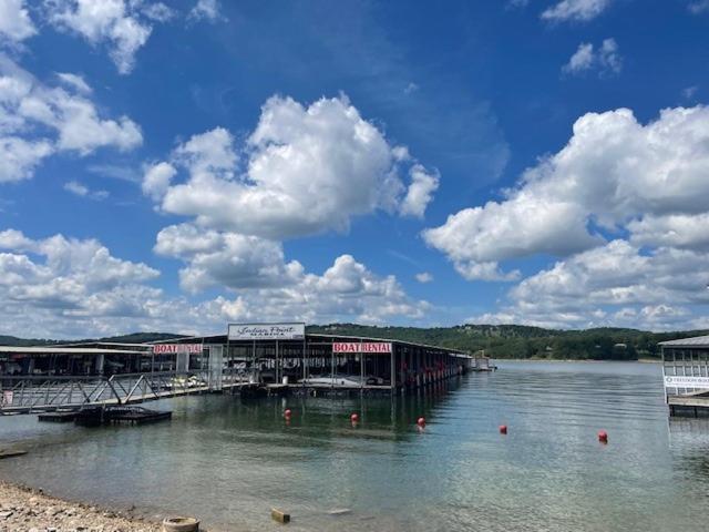 Lakefront And Lake View Indian Point Condo With Boat Slip 布蘭森 外观 照片