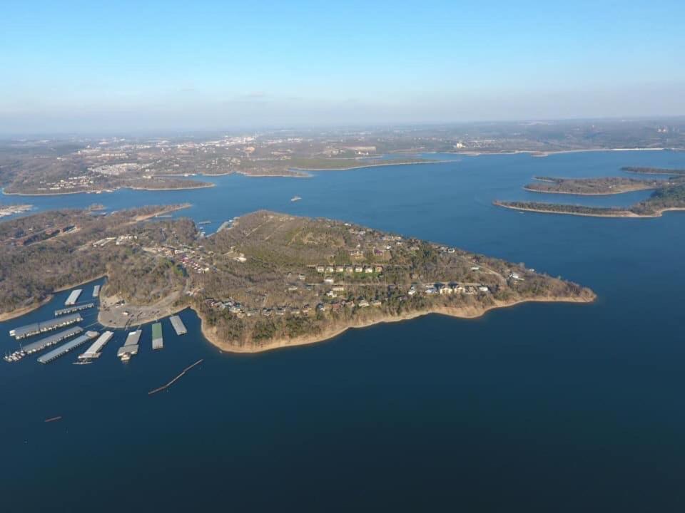 Lakefront And Lake View Indian Point Condo With Boat Slip 布蘭森 外观 照片